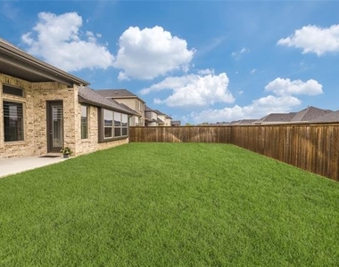 3051 Calderdale Court - Photo Thumbnail 33