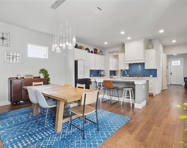 14341 Overlook Park Drive - Photo Thumbnail 13