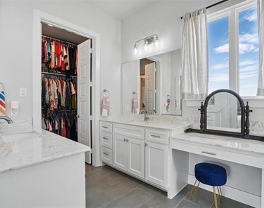 14341 Overlook Park Drive - Photo Thumbnail 20