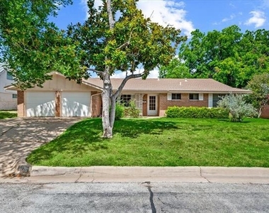 6920 Valhalla Road - Photo Thumbnail 1