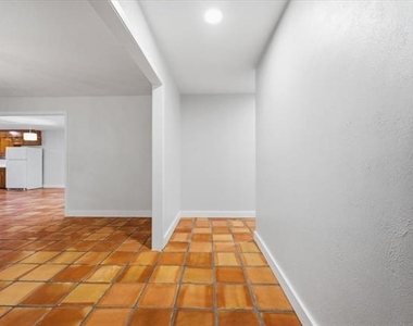 6920 Valhalla Road - Photo Thumbnail 5