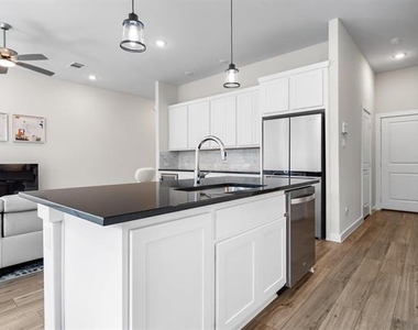 3442 Heritage Place - Photo Thumbnail 13