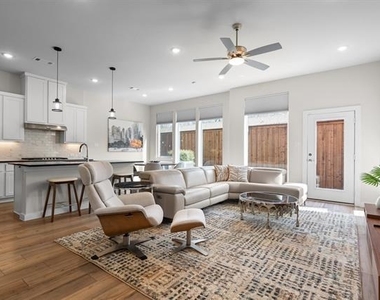 3442 Heritage Place - Photo Thumbnail 3
