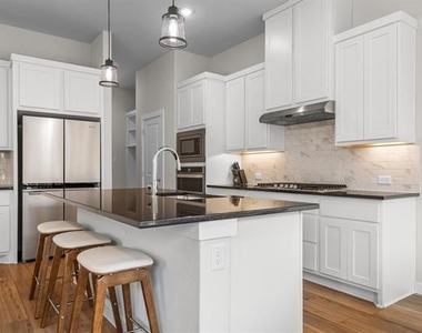 3442 Heritage Place - Photo Thumbnail 8