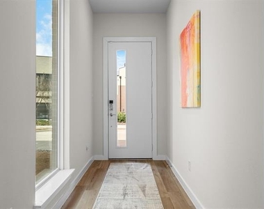 3442 Heritage Place - Photo Thumbnail 2