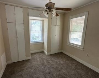 934 Ballinger Street - Photo Thumbnail 10