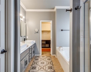1204 Thimbleberry Drive - Photo Thumbnail 13