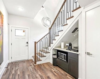 521 Faulk Street - Photo Thumbnail 3