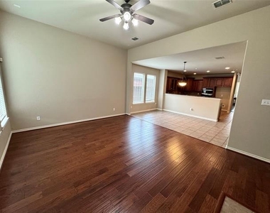 1100 Annalea Cove Drive - Photo Thumbnail 24