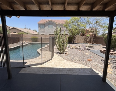 624 W Mesquite Tree Lane - Photo Thumbnail 23