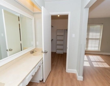 106 Mapleleaf Lane - Photo Thumbnail 21