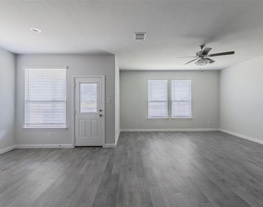 1343 Fox Hollow Road - Photo Thumbnail 13