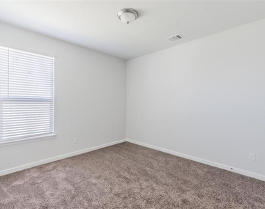 1343 Fox Hollow Road - Photo Thumbnail 22
