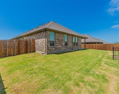 1343 Fox Hollow Road - Photo Thumbnail 37
