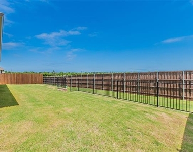 1343 Fox Hollow Road - Photo Thumbnail 36