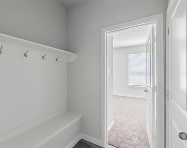 1343 Fox Hollow Road - Photo Thumbnail 28