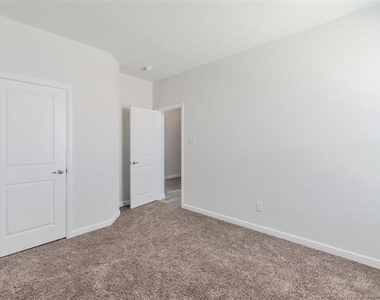 1343 Fox Hollow Road - Photo Thumbnail 24