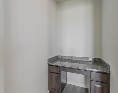 1343 Fox Hollow Road - Photo Thumbnail 16