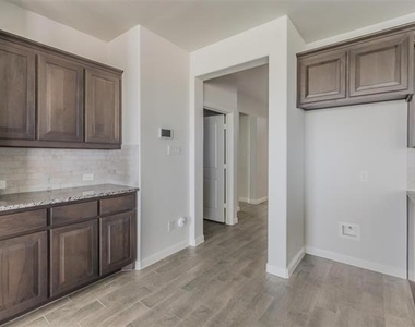1343 Fox Hollow Road - Photo Thumbnail 10
