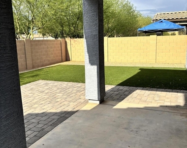 6006 W Hartford Court - Photo Thumbnail 23