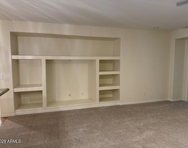 27582 N 90th Lane - Photo Thumbnail 12