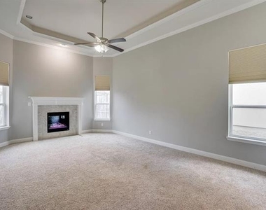 13225 Bigelow Lane - Photo Thumbnail 10
