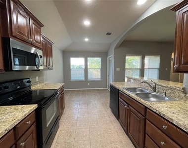 4533 Wheatland Drive - Photo Thumbnail 14
