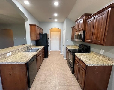 4533 Wheatland Drive - Photo Thumbnail 8