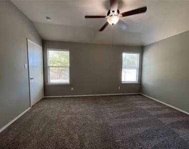 4533 Wheatland Drive - Photo Thumbnail 17