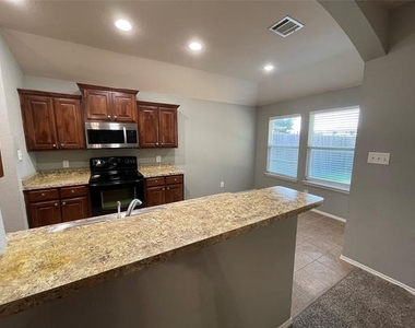 4533 Wheatland Drive - Photo Thumbnail 9