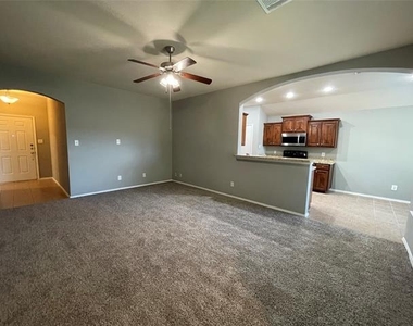 4533 Wheatland Drive - Photo Thumbnail 6