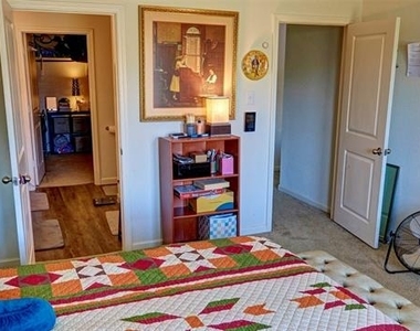 741 Windsor Court - Photo Thumbnail 23