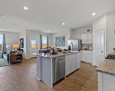 8520 Little Acorn Drive - Photo Thumbnail 2