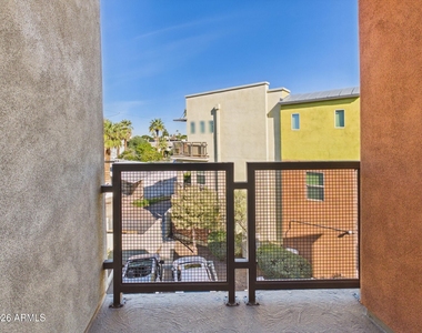 4816 N Woodmere Fairway -- - Photo Thumbnail 16
