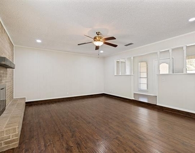 6737 Fair Meadows Drive - Photo Thumbnail 3