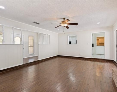6737 Fair Meadows Drive - Photo Thumbnail 4