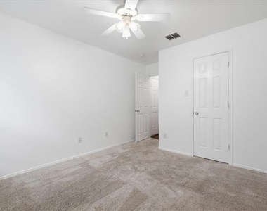 2825 Saddlebred Trail - Photo Thumbnail 24