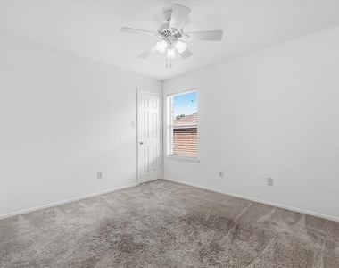 2825 Saddlebred Trail - Photo Thumbnail 26