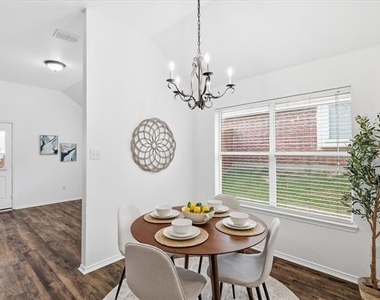 2825 Saddlebred Trail - Photo Thumbnail 13