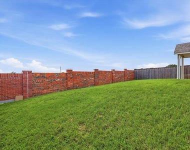 2825 Saddlebred Trail - Photo Thumbnail 34