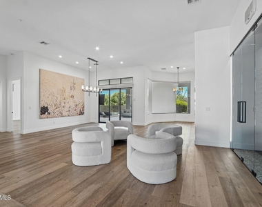 8645 E Wood Drive - Photo Thumbnail 8