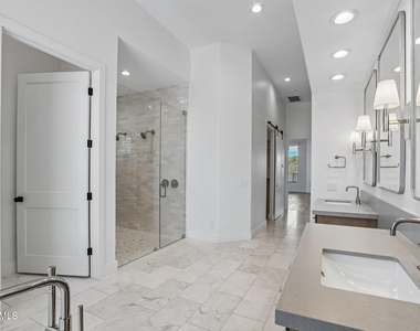 8645 E Wood Drive - Photo Thumbnail 40