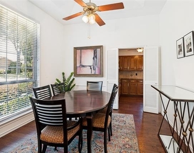 1005 De Pauw Drive - Photo Thumbnail 11