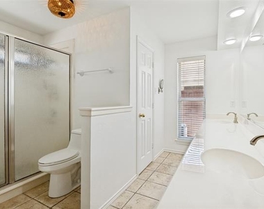 1005 De Pauw Drive - Photo Thumbnail 16