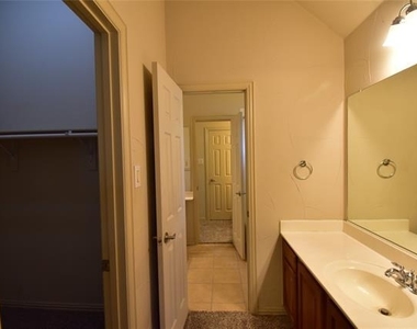 14857 Holly Leaf Drive - Photo Thumbnail 23