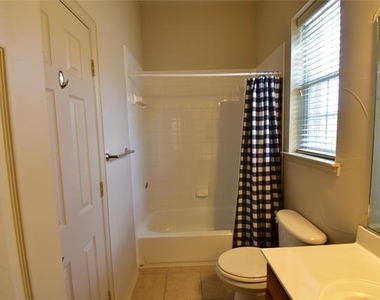 14857 Holly Leaf Drive - Photo Thumbnail 16