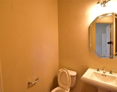 14857 Holly Leaf Drive - Photo Thumbnail 15
