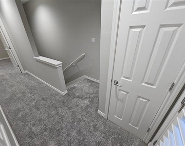 4411 Mckinney Avenue - Photo Thumbnail 27