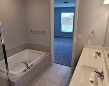 1701 Mcdougall Creek - Photo Thumbnail 6