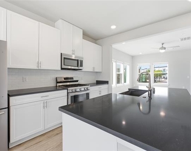 3369 Wynwood Drive - Photo Thumbnail 13